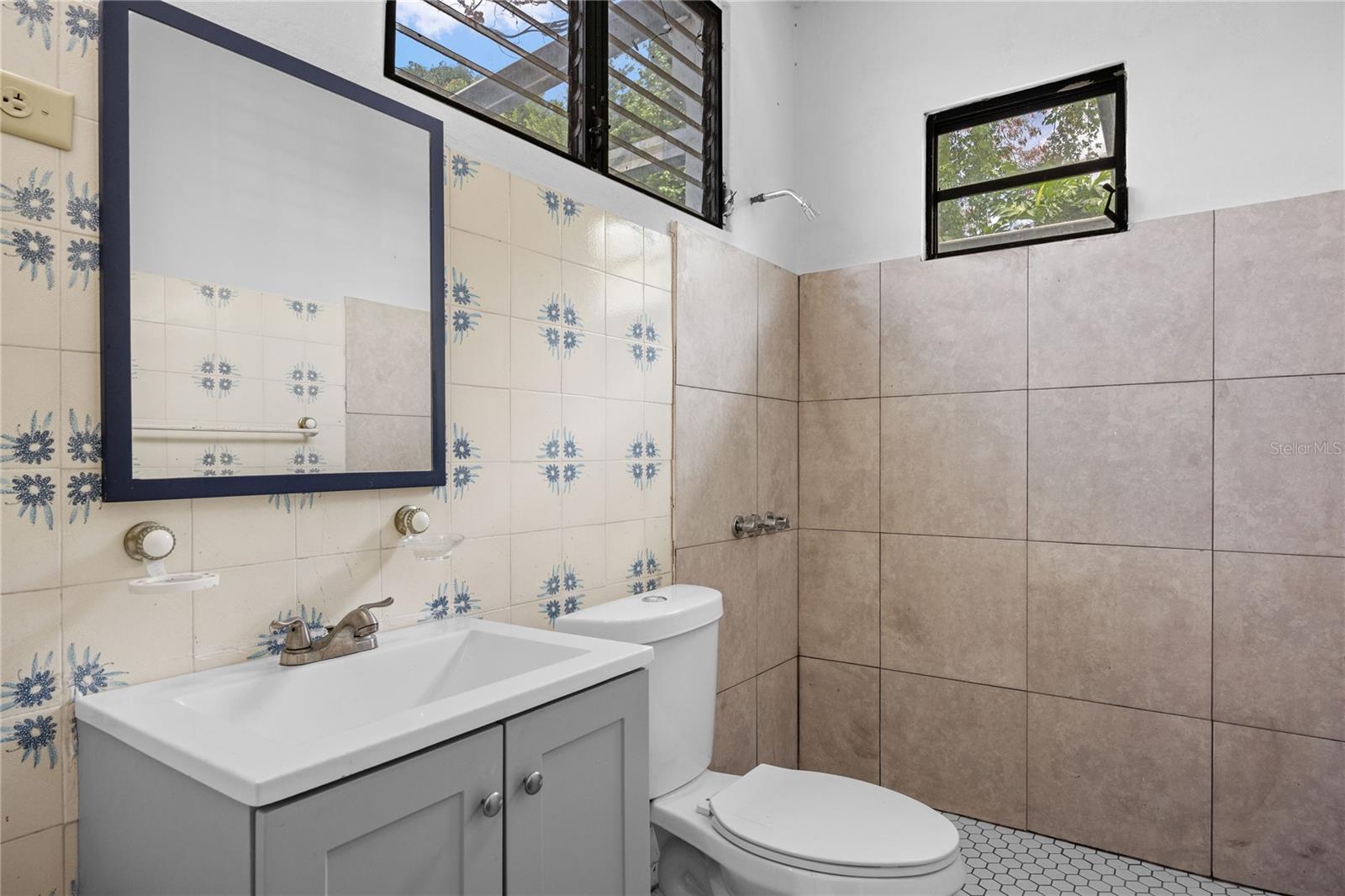 CAPARRA HEIGHTS - Residential Lease
