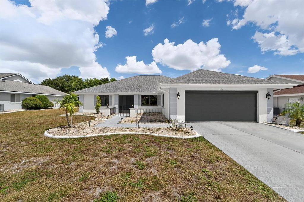 Photo of 1810 New Bedford Drive, Sun City Center, FL 33573 (MLS # TB8433340)