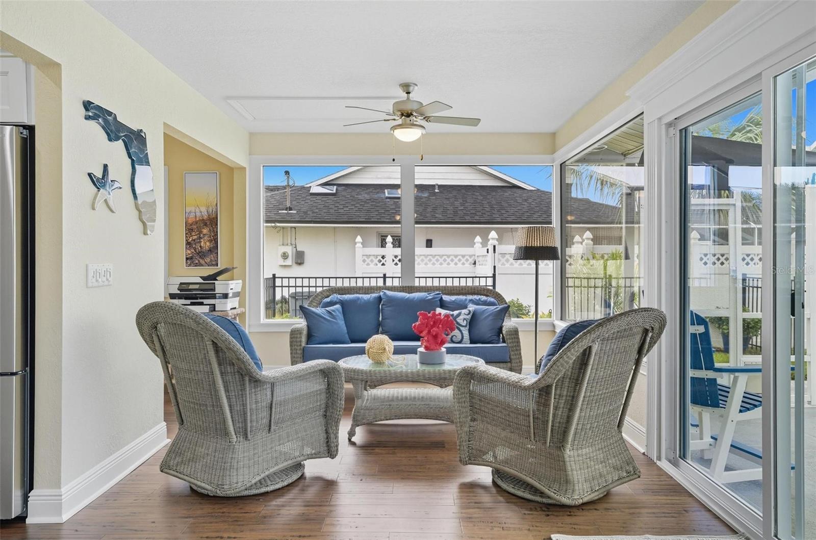 PALM HARBOR - Residential