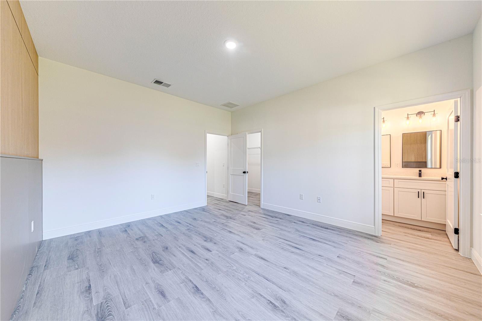CITRUS SPGS UNIT 20 - Residential