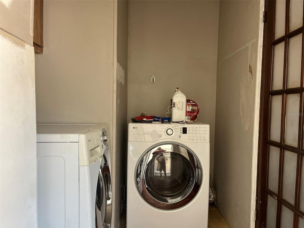 Photo of 9300 SE 119th Street, Belleview, FL 34420 (MLS # O6380311)