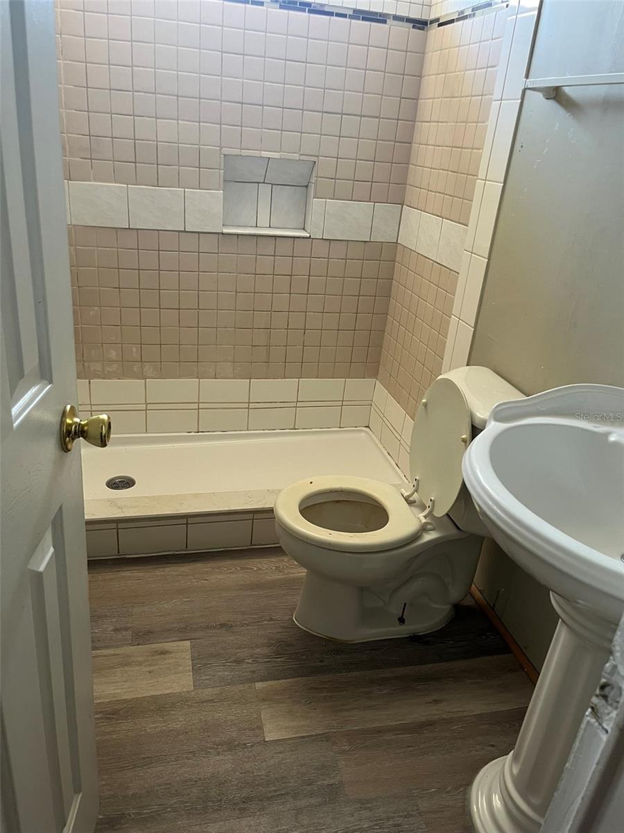 WOODBERRY FOREST - Residential