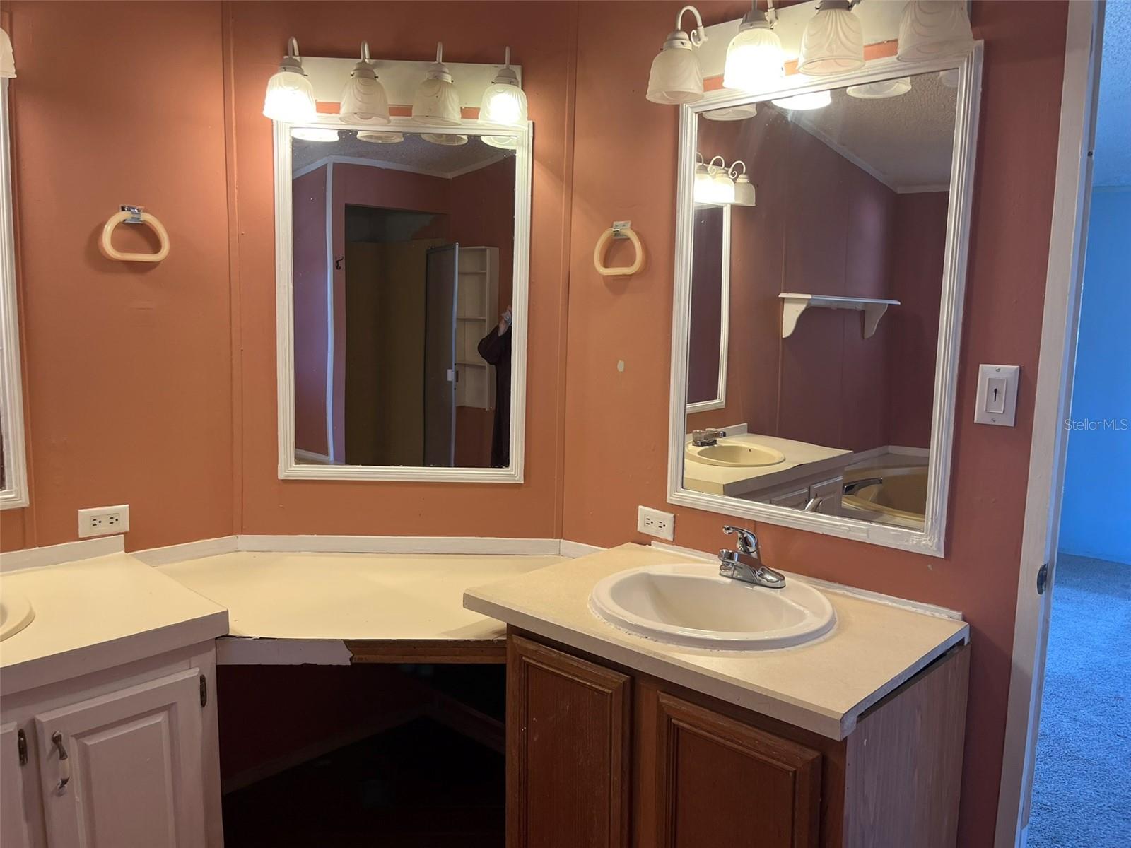 WOODBERRY FOREST - Residential