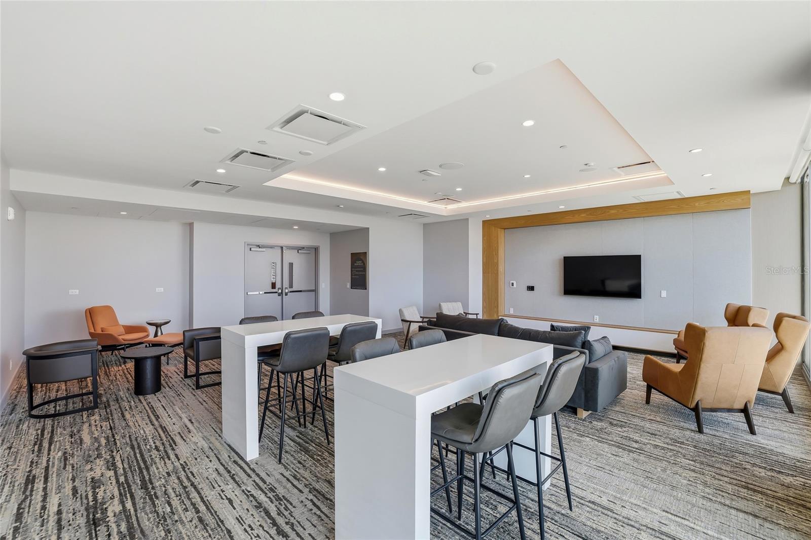 400 CENTRAL - Residential