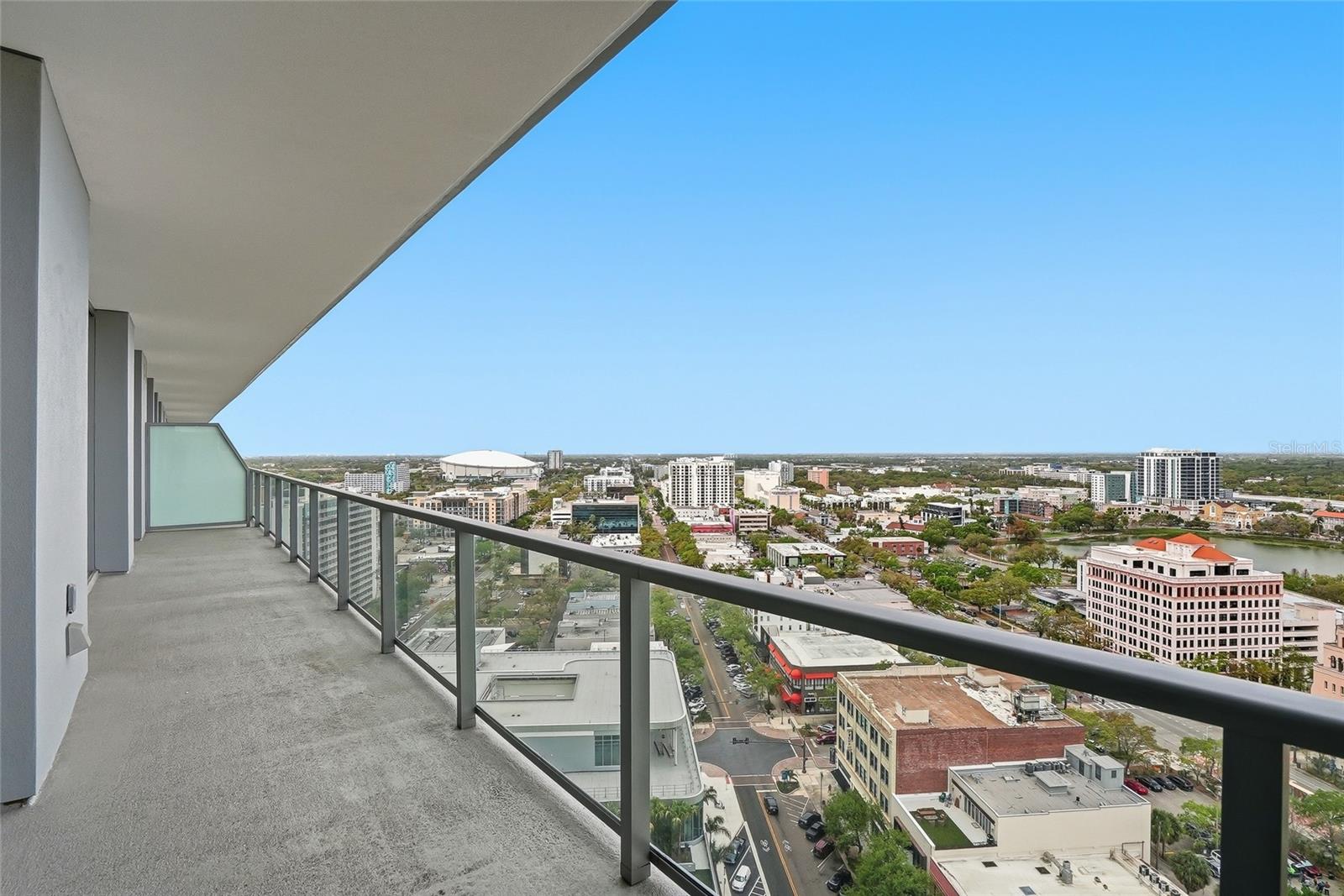 400 CENTRAL - Residential