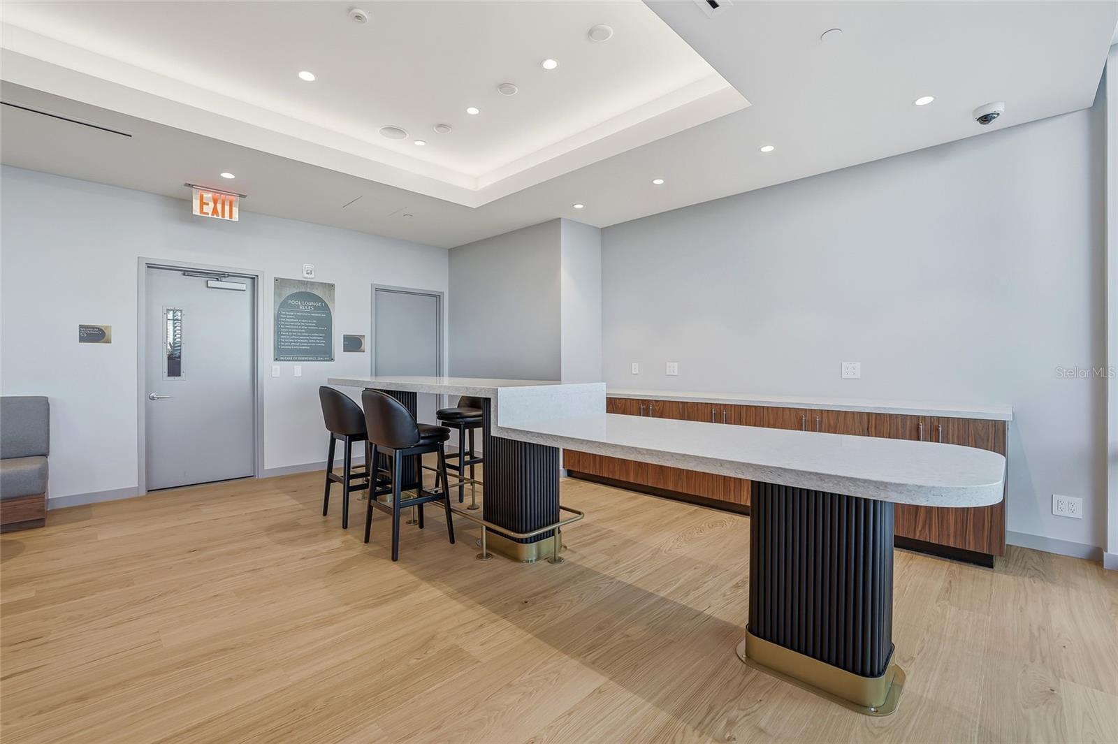 400 CENTRAL - Residential