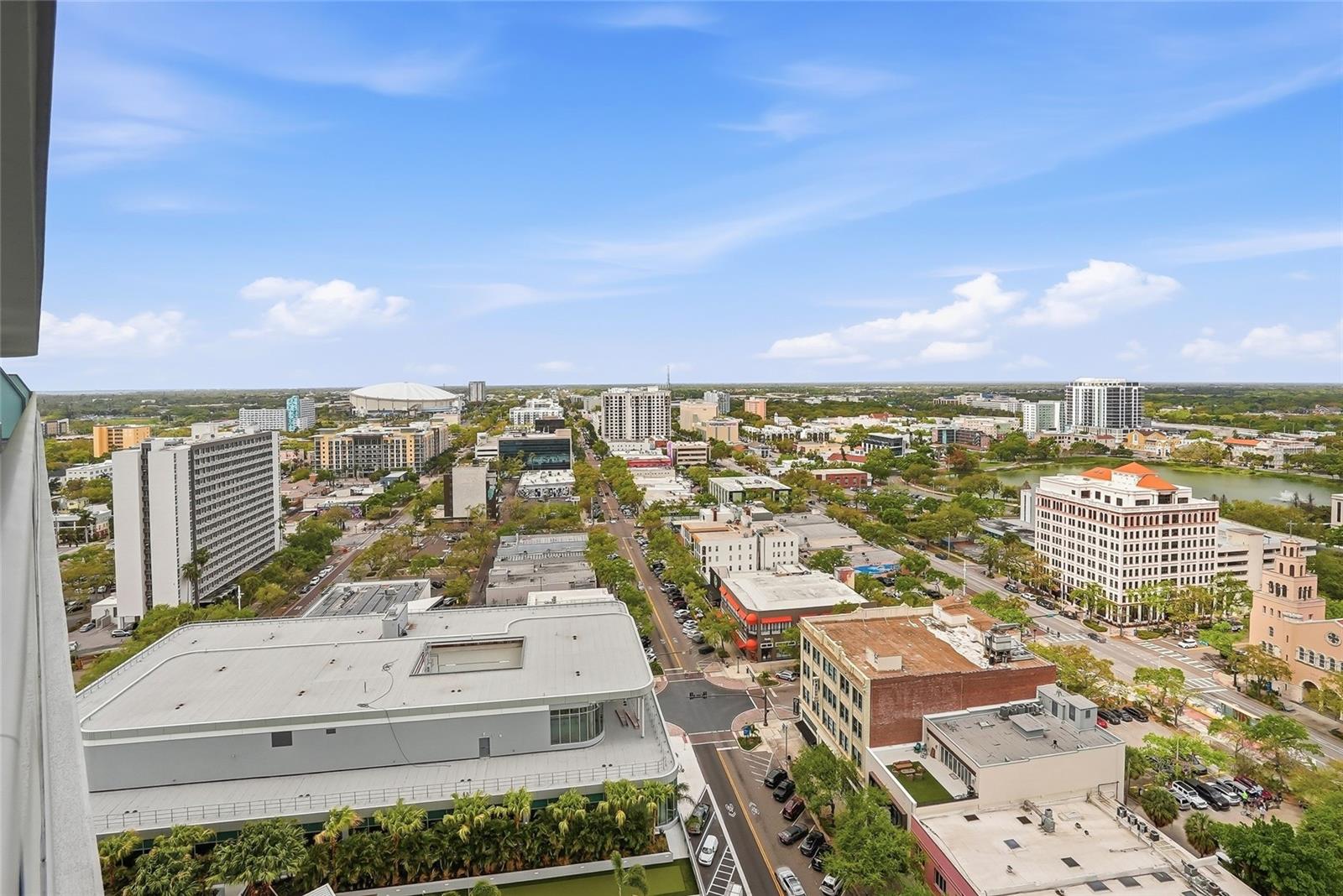 400 CENTRAL - Residential