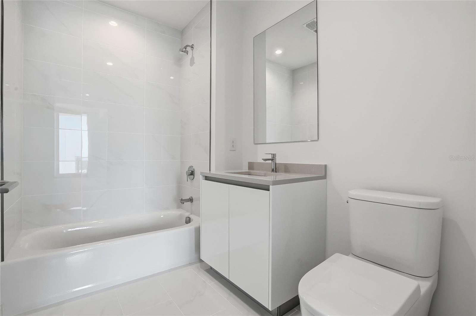 400 CENTRAL - Residential