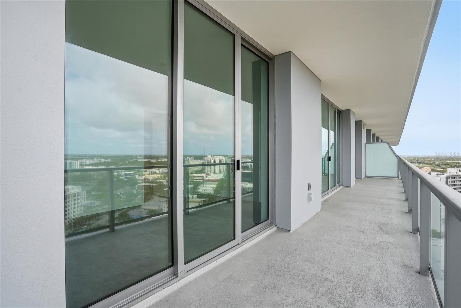 400 CENTRAL - Residential