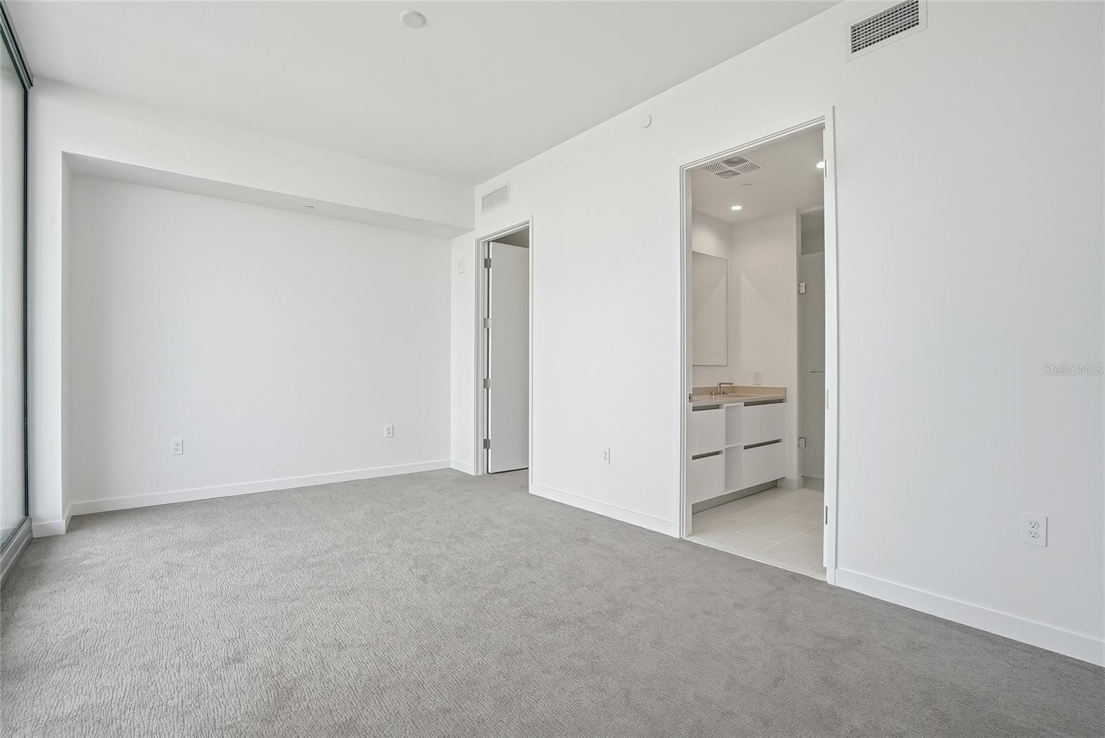 400 CENTRAL - Residential