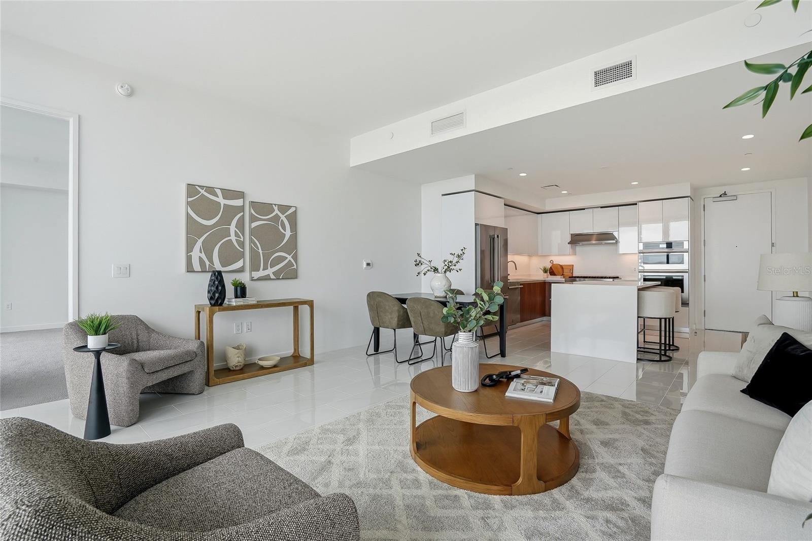 400 CENTRAL - Residential