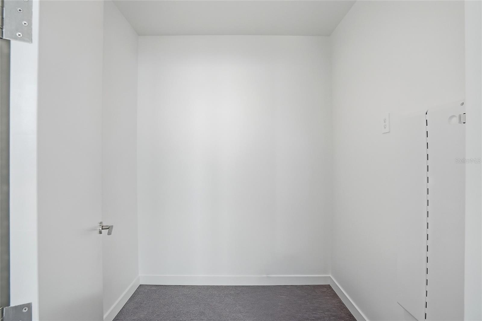 400 CENTRAL - Residential