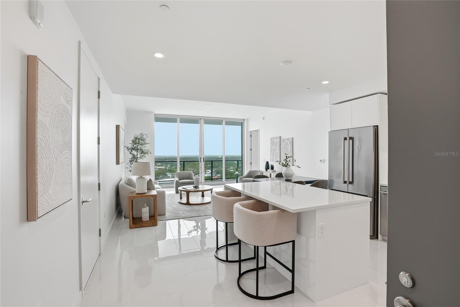 400 CENTRAL - Residential