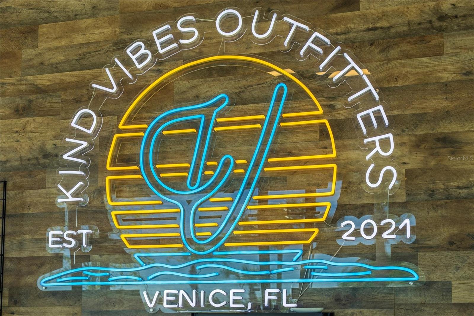 WELLEN PARK GOLF & COUNTRY CLUB - Residential Lease