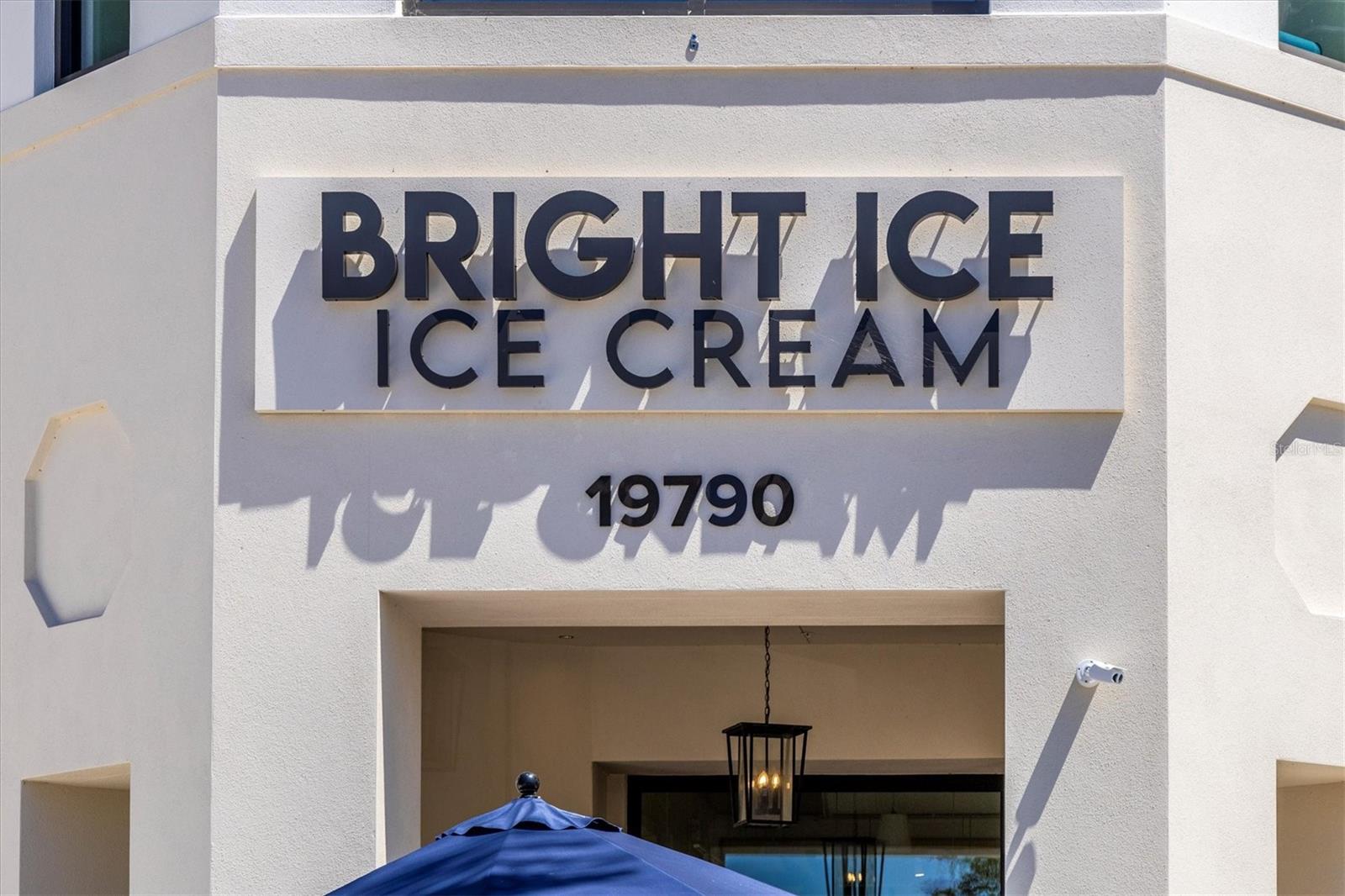 WELLEN PARK GOLF & COUNTRY CLUB - Residential Lease