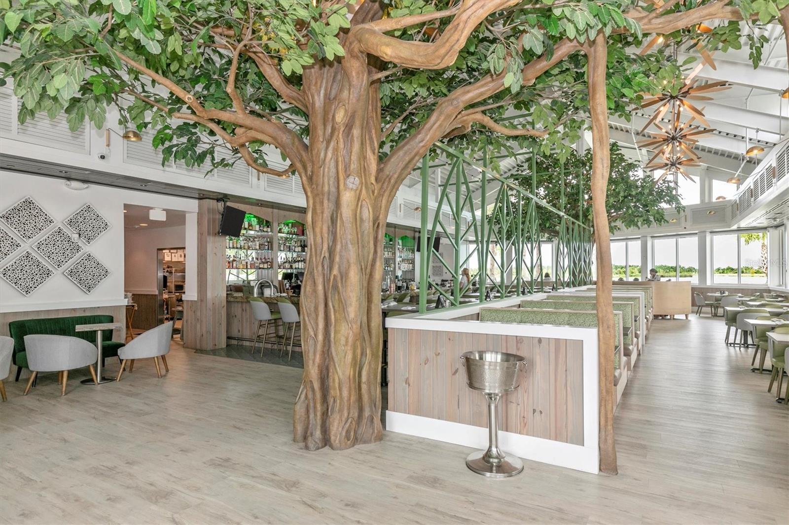 WELLEN PARK GOLF & COUNTRY CLUB - Residential Lease