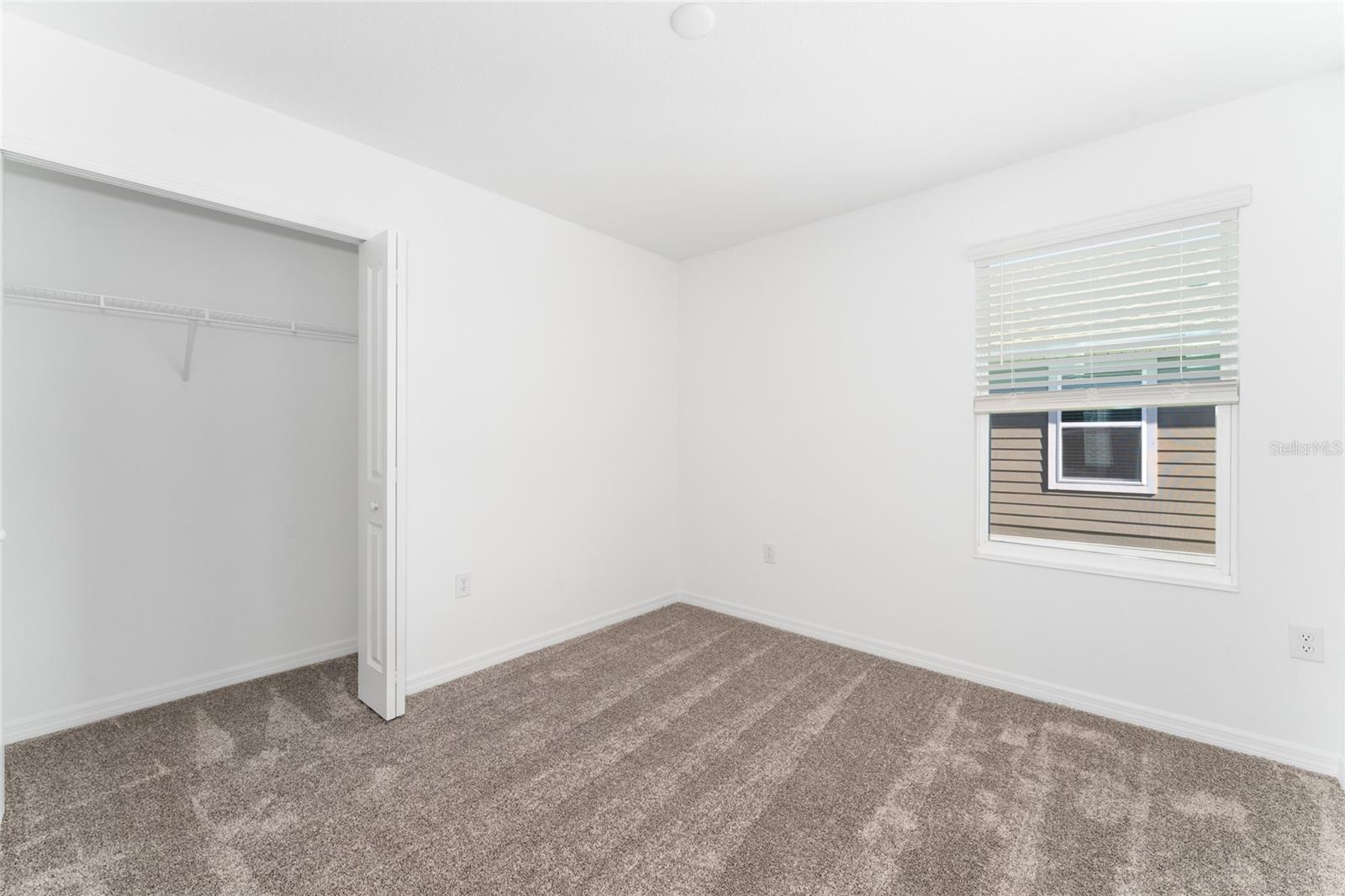 LEOMAS LNDG PH 1 - Residential Lease