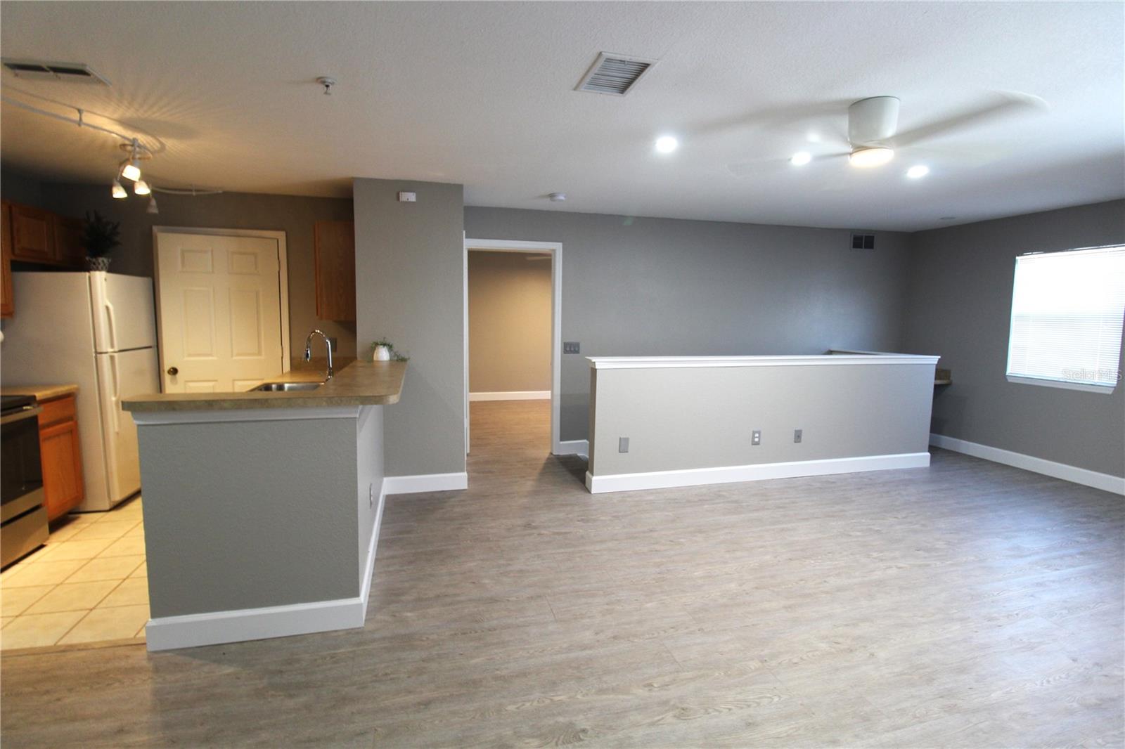 BAY POINTE AT CORTEZ PH 2-6 - Residential Lease