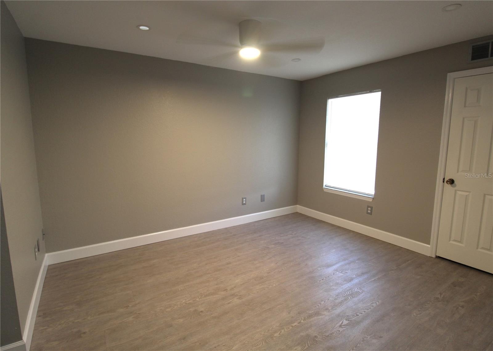 BAY POINTE AT CORTEZ PH 2-6 - Residential Lease