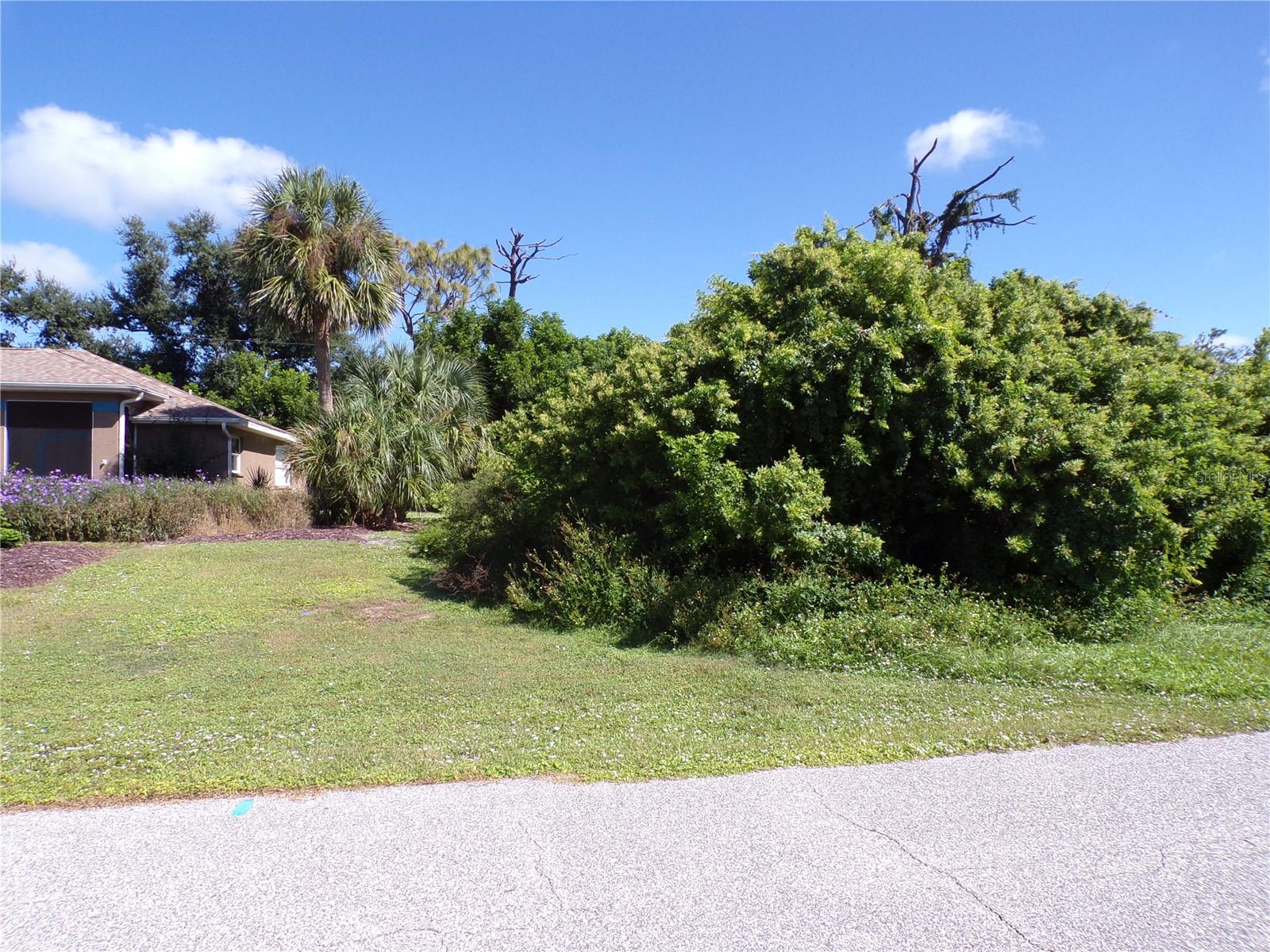 PORT CHARLOTTE SEC 064 - Land