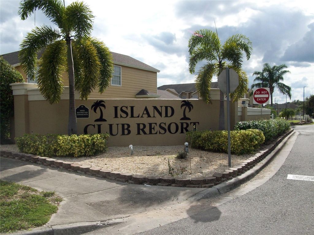 Photo of 511 Coconut Palm Way, Davenport, FL 33897 (MLS # O6406629)