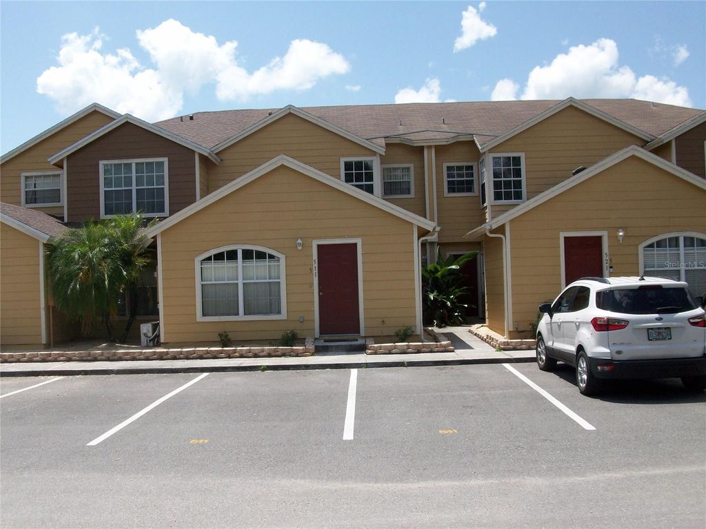 Photo of 511 Coconut Palm Way, Davenport, FL 33897 (MLS # O6406629)