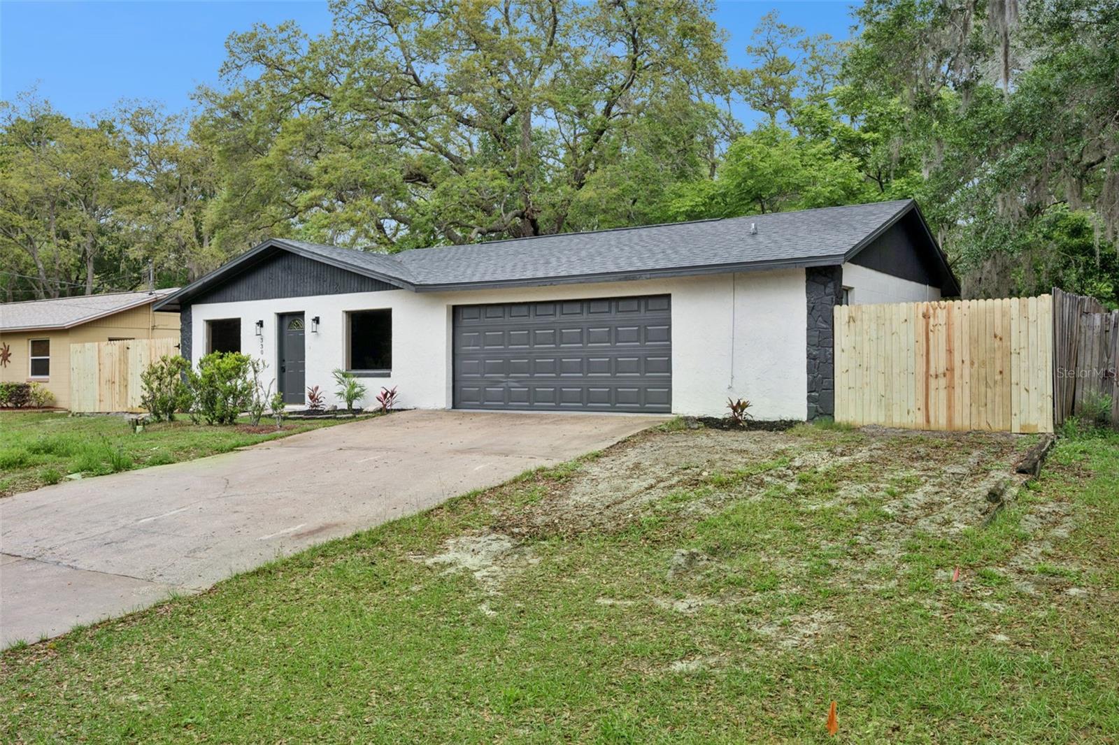 LONGWOOD PARK - Residential