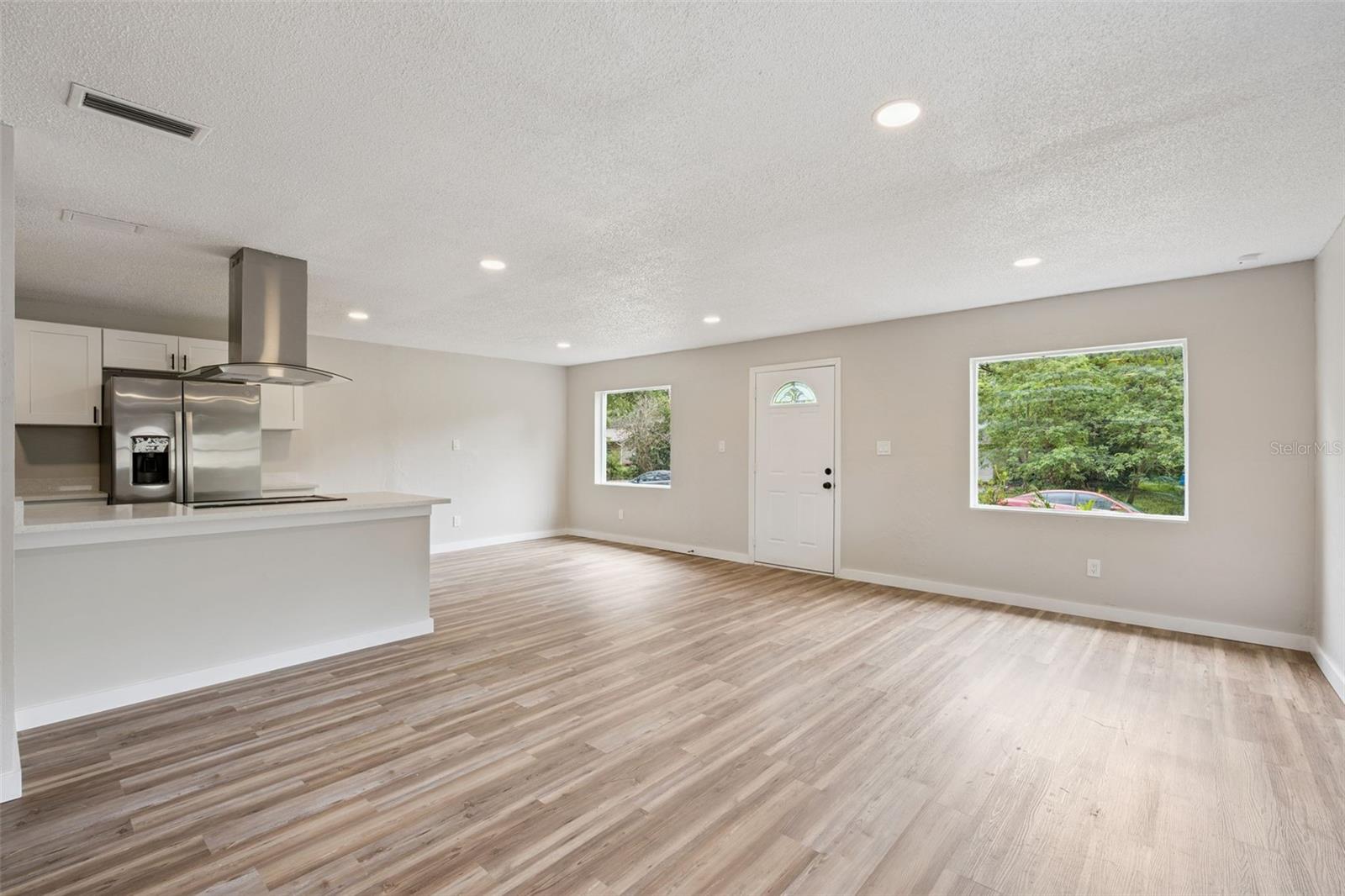 LONGWOOD PARK - Residential