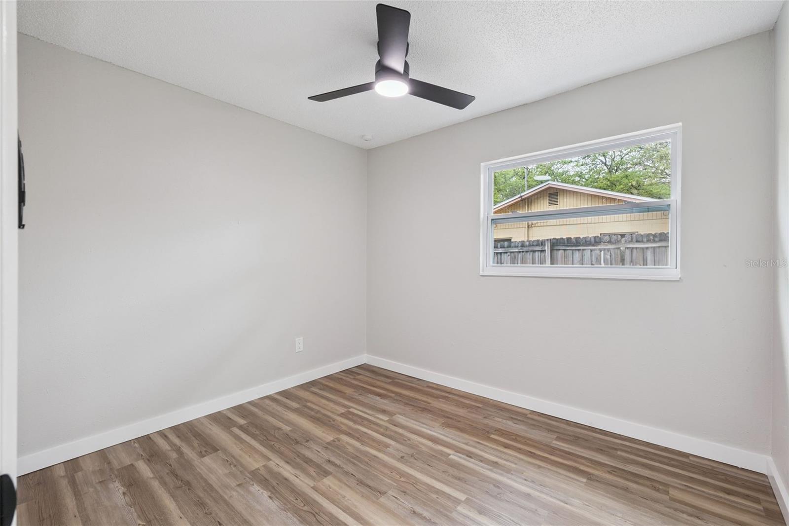 LONGWOOD PARK - Residential