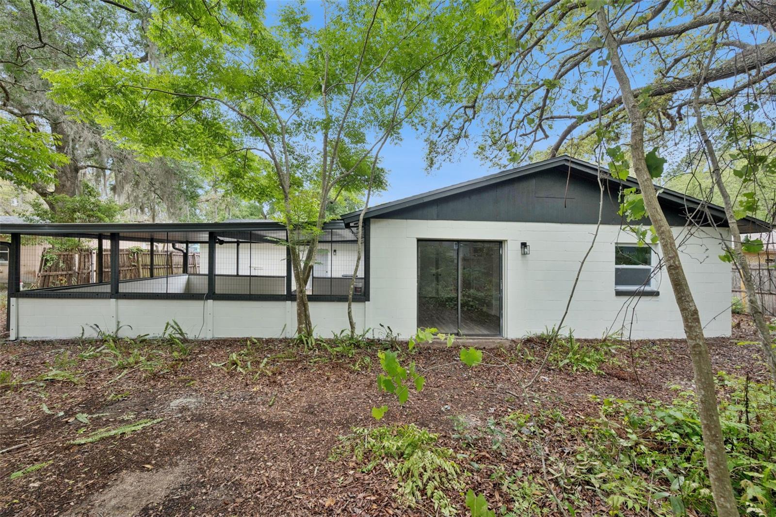 LONGWOOD PARK - Residential