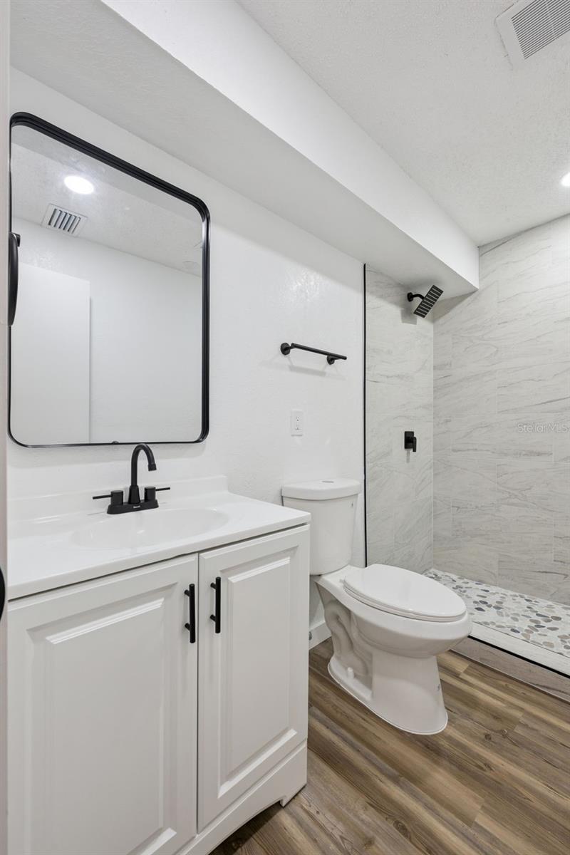 LONGWOOD PARK - Residential