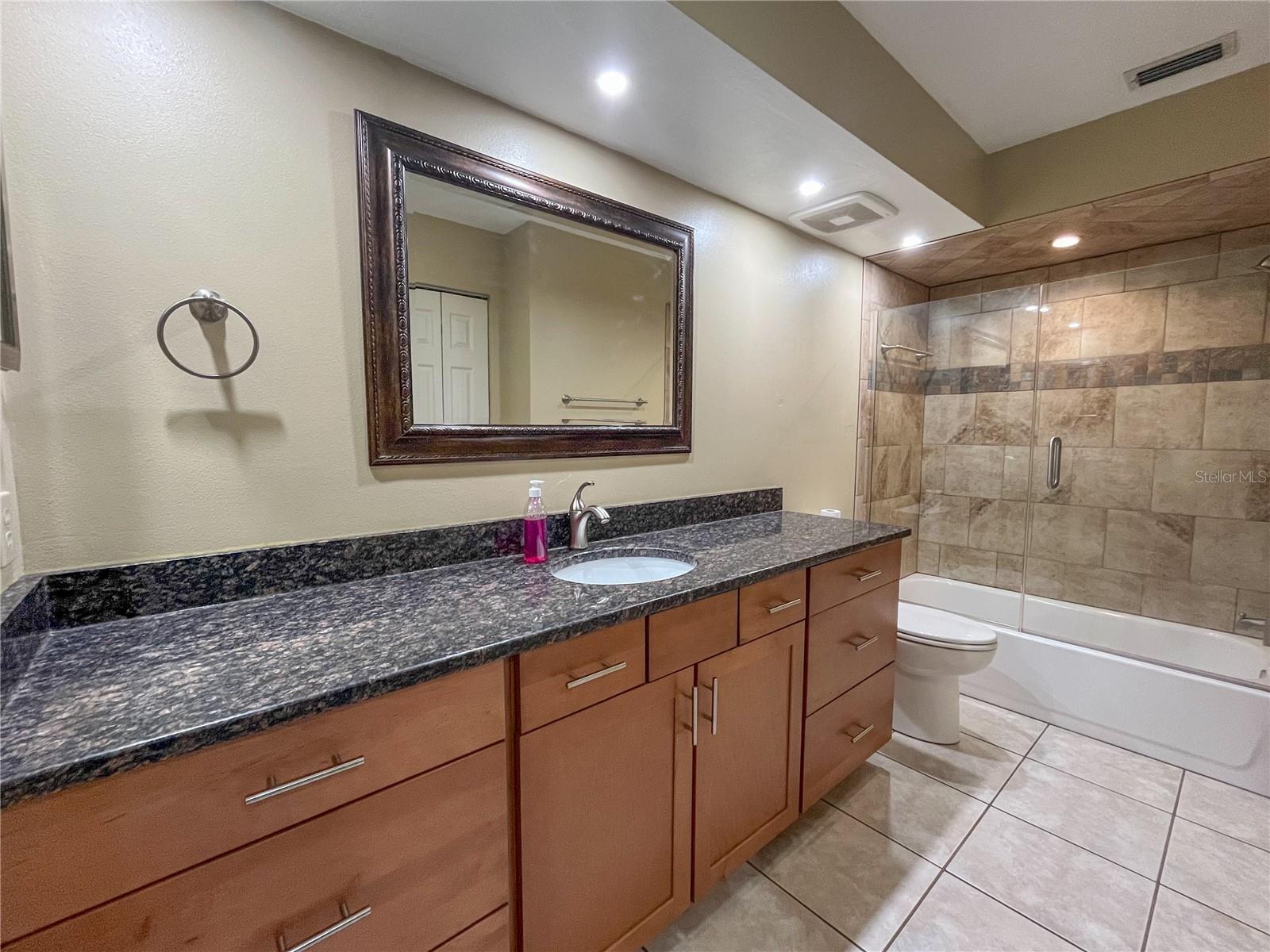 CYPRES LANDNG PH 02 - Residential Lease