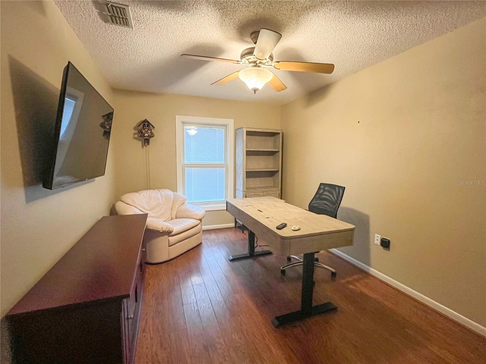 CYPRES LANDNG PH 02 - Residential Lease