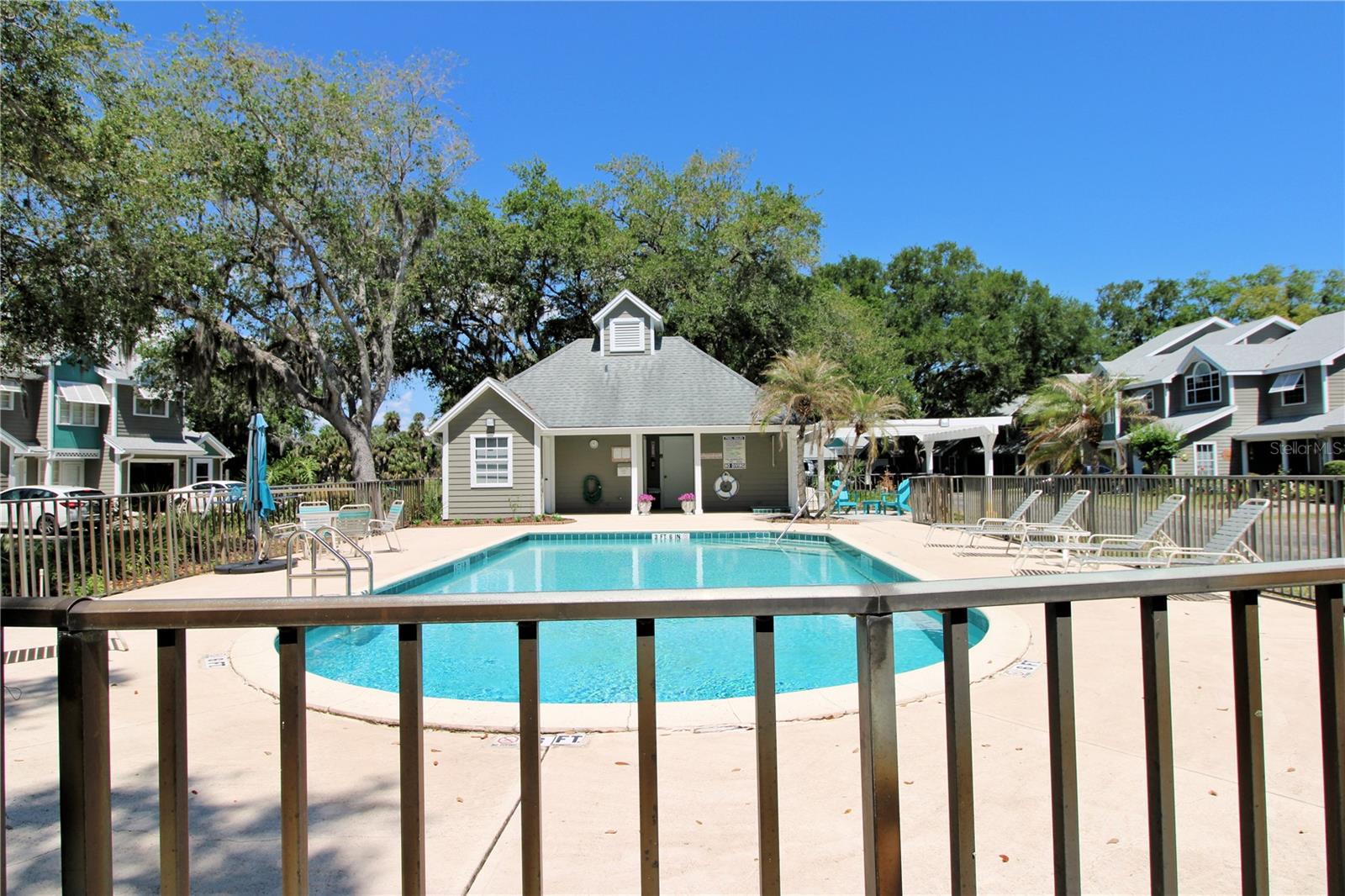 101 GRAND OAKS CIRCLE 101