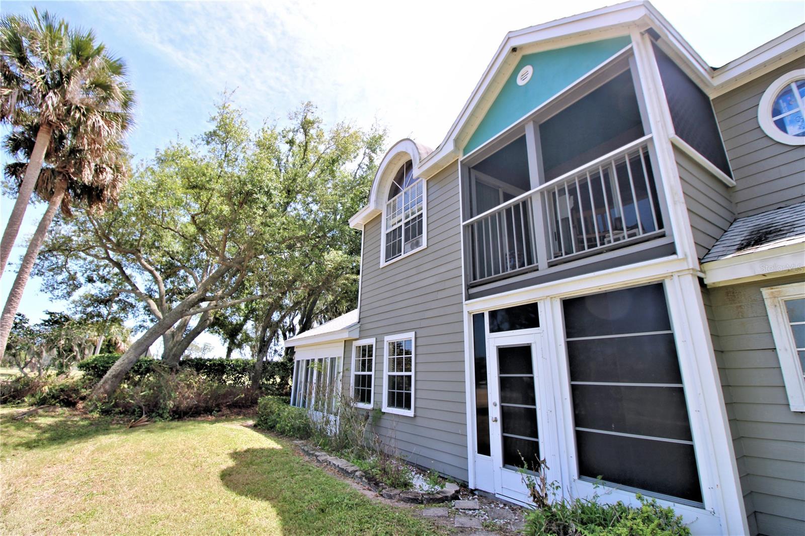 101 GRAND OAKS CIRCLE 101