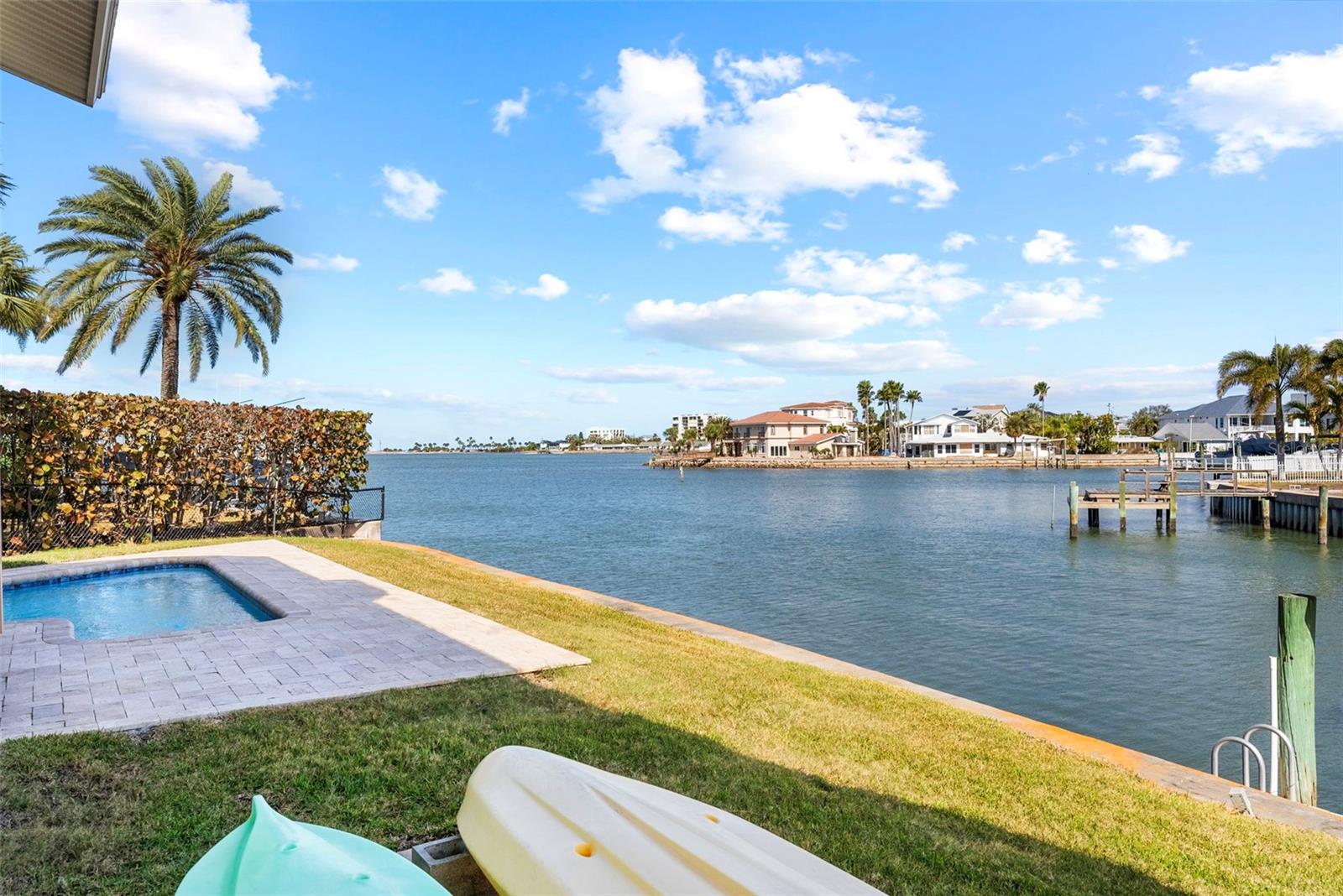 HARBOR VIEW VILLAS - Residential