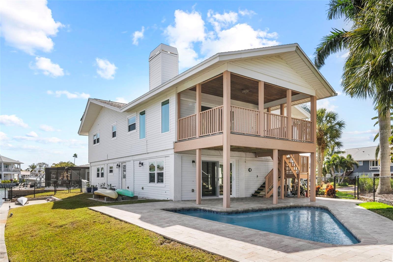 HARBOR VIEW VILLAS - Residential