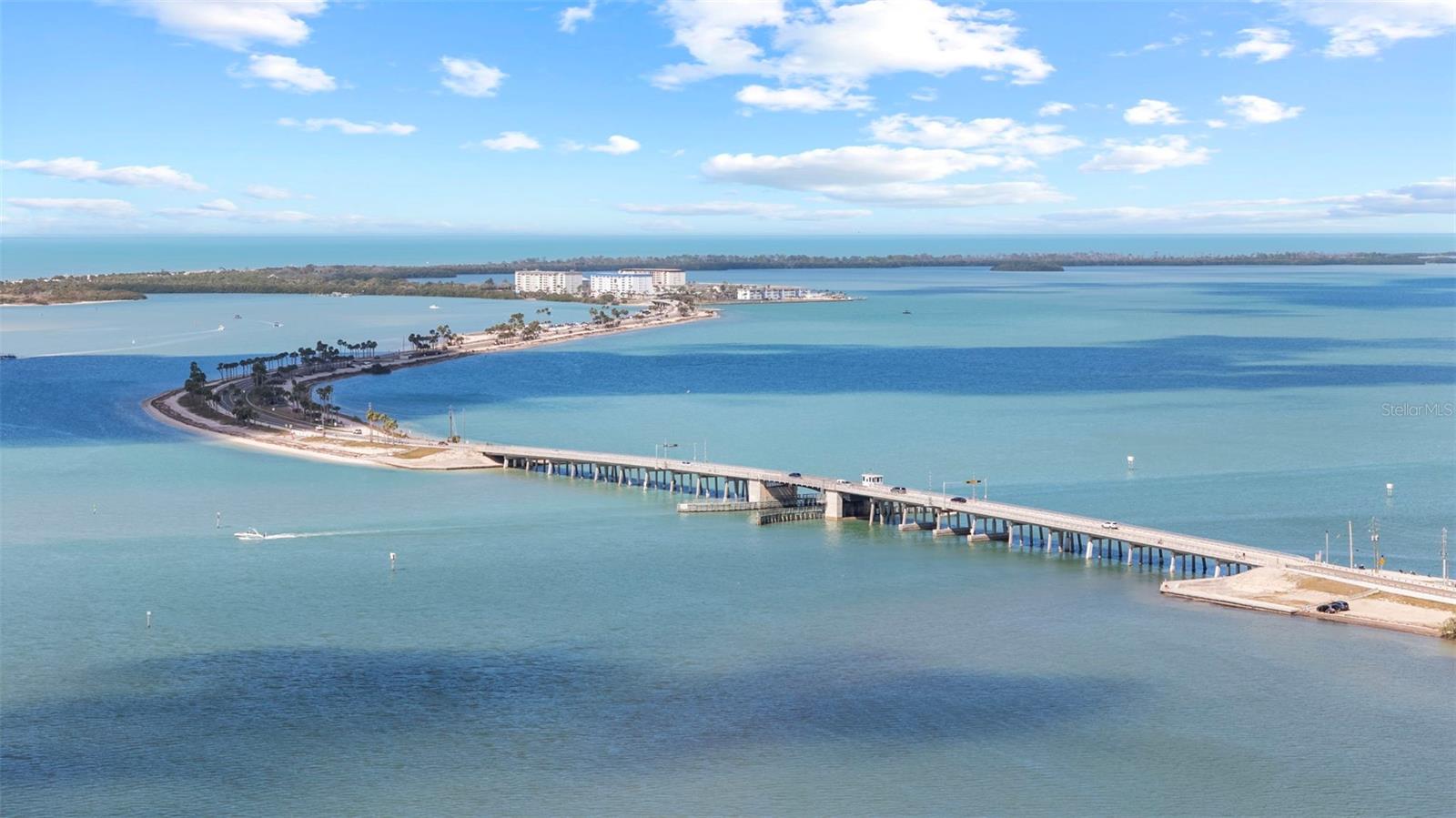 HARBOR VIEW VILLAS - Residential