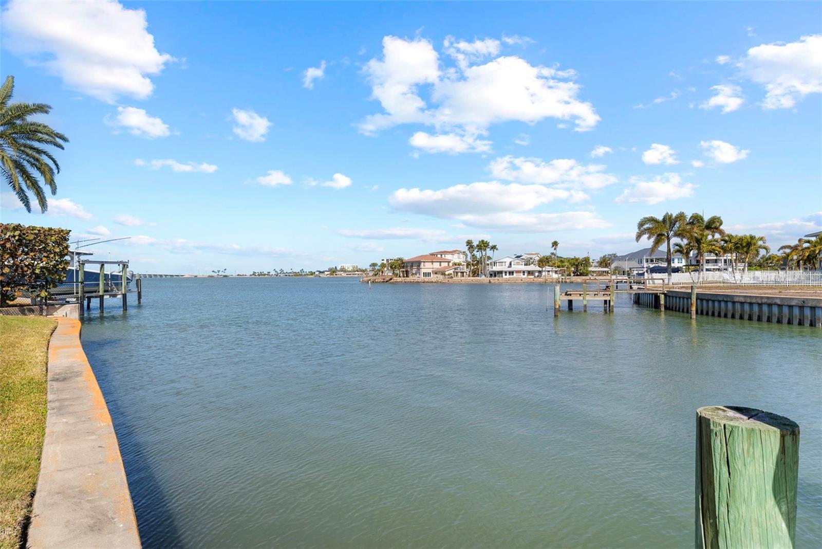 HARBOR VIEW VILLAS - Residential