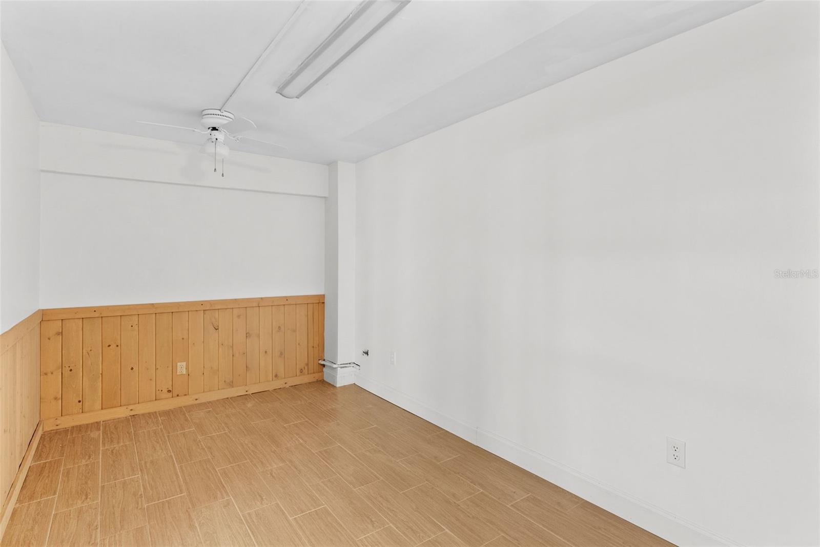 HARBOR VIEW VILLAS - Residential