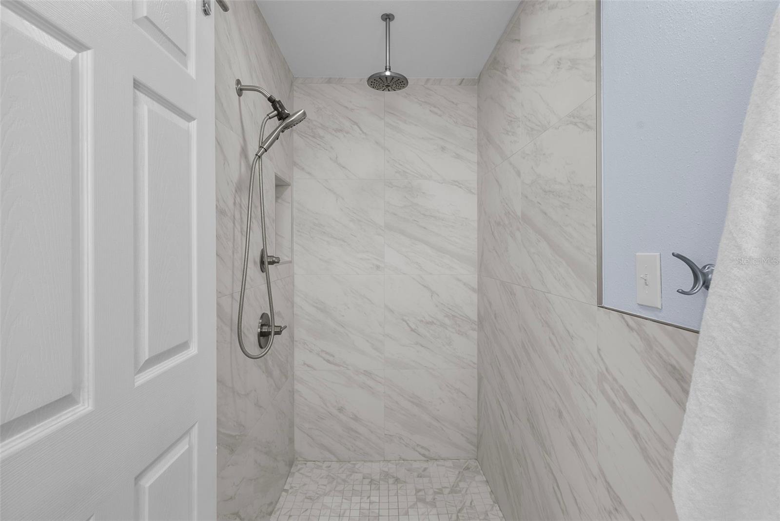 HARBOR VIEW VILLAS - Residential