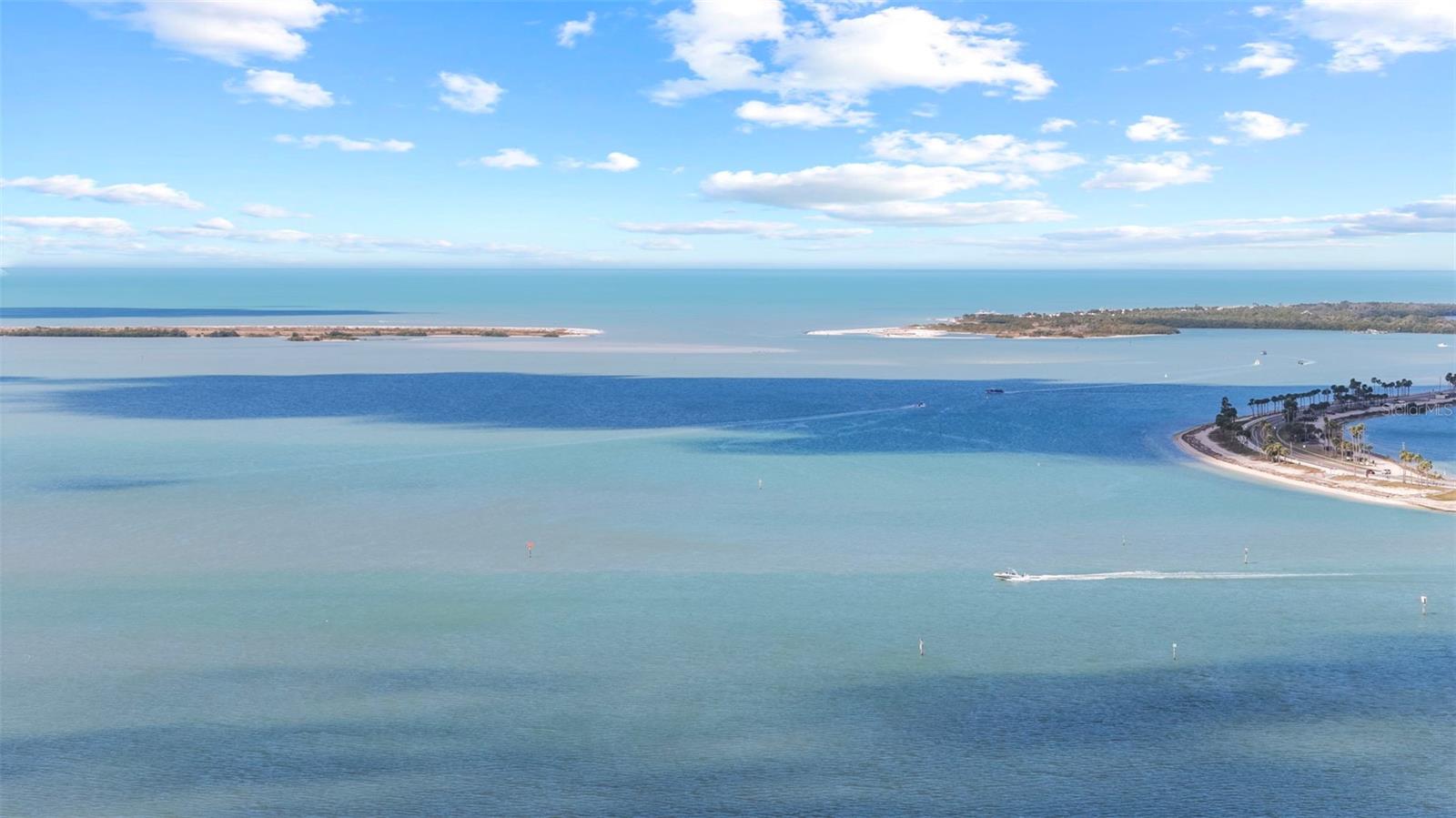 HARBOR VIEW VILLAS - Residential