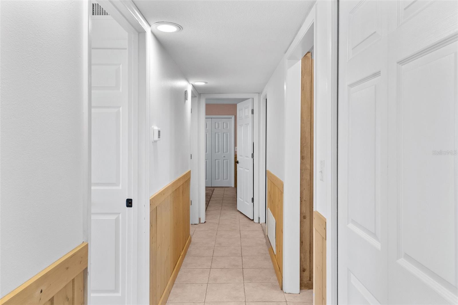 HARBOR VIEW VILLAS - Residential