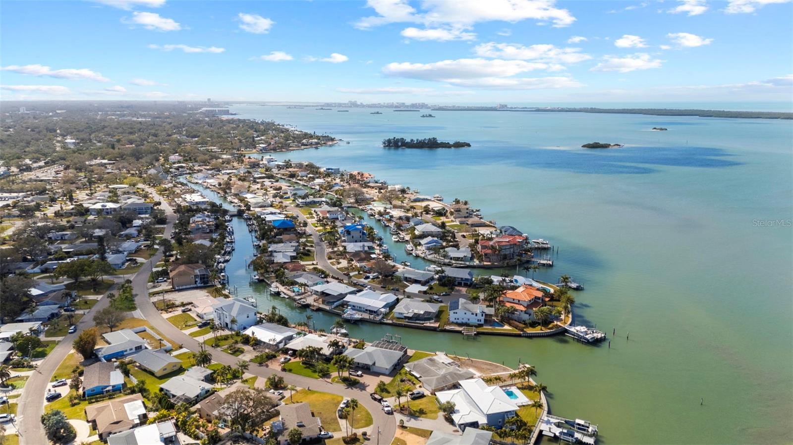 HARBOR VIEW VILLAS - Residential