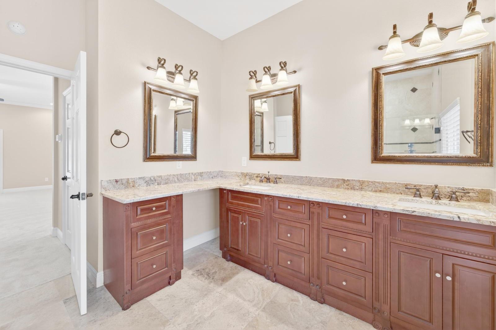 BLOOMINGDALE SEC F UNIT 1 - Residential