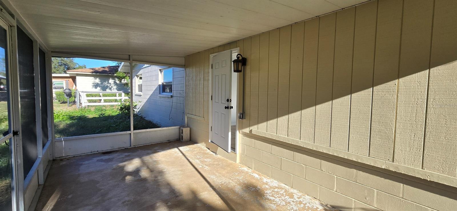 SILVER SPGS SHORES - Residential Lease