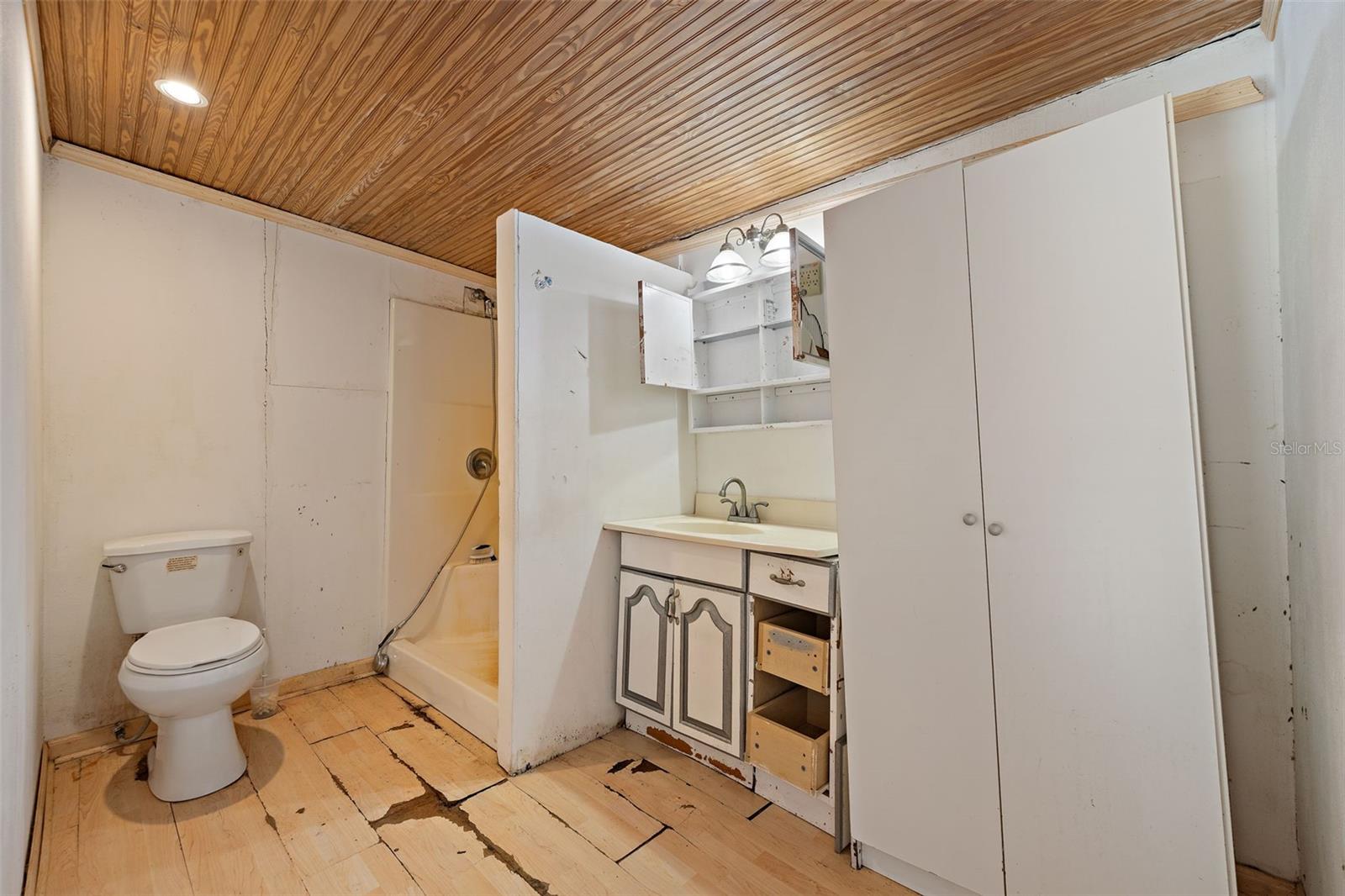 UNPLATTED - Residential