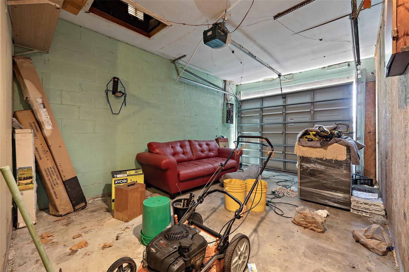 UNPLATTED - Residential