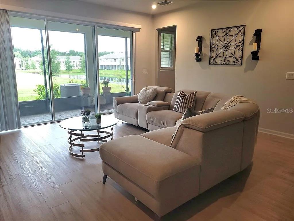 VOLANTI - Residential Lease