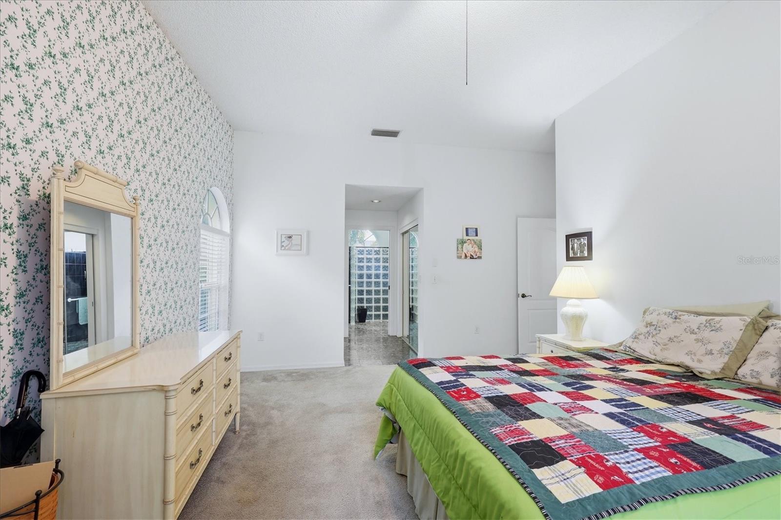CRYSTAL LAKES - Residential
